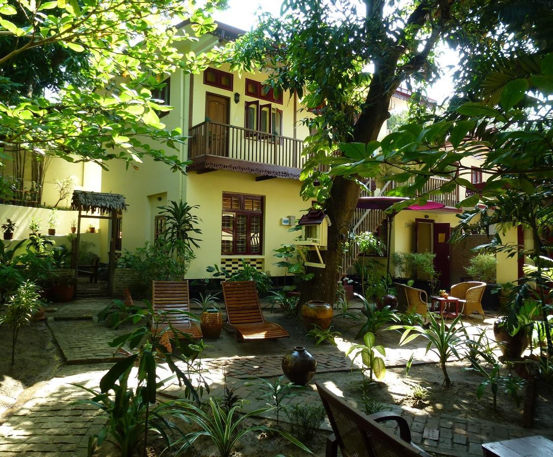 Alamanda Inn, Boutique Hotel And French Restaurant Rangun Zewnętrze zdjęcie